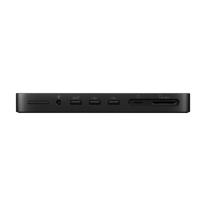 ASUS Triple 4K Thunderbolt 4 Dock DC500 con múltiples dispositivos