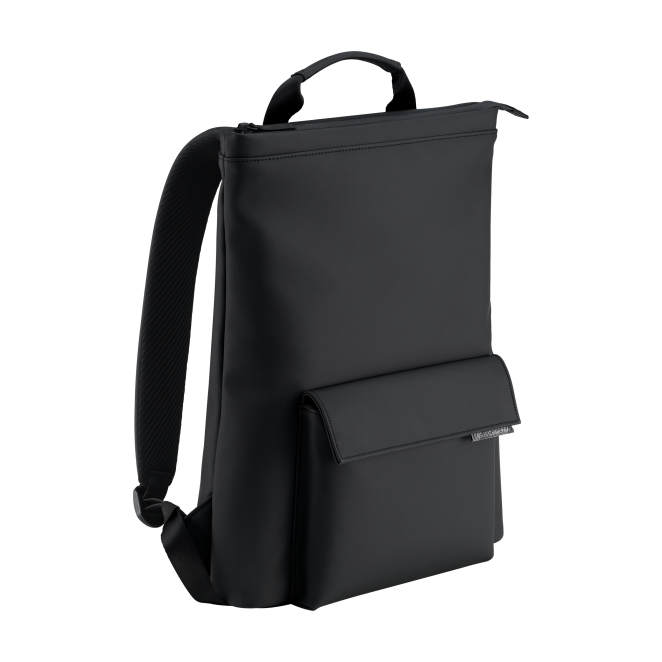 Mochila ASUS Vigour 16 en uso