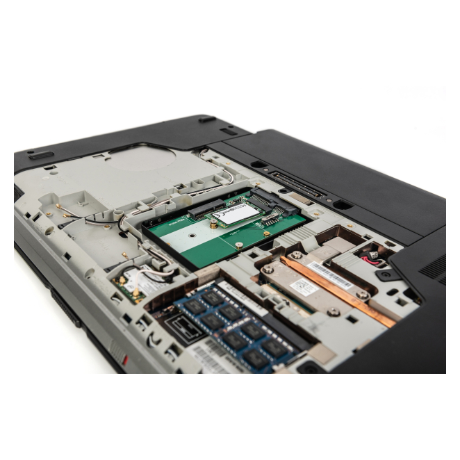 Digitus adaptador de disco duro SATA de 2,5 pulgadas M.2 o mSATA instalado en laptop