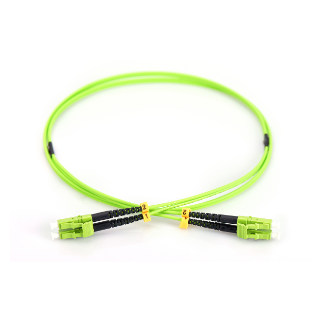 Digitus Cable de conexión multimode en uso