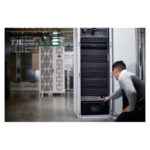 APC SRTL5KRM2UI sistema de alimentación ininterrumpida con doble conversión en línea, 5 kVA 5000 W, 10 salidas AC, SKU SRTL5KRM2UI