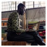 Apple MacBook Air M2, 13.6 pulgadas, 16 GB RAM, 256 GB SSD, Wi-Fi 6, macOS Sonoma, modelo beige, SKU MC7W4ZE/A