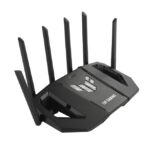 Imagen del router inalámbrico ASUS modelo 90IG0A30-MO9C00, de color negro, con capacidades tribanda (2.4 GHz, 5 GHz, 6 GHz) y velocidad de 2.5 Gigabit Ethernet