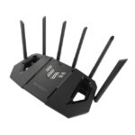 Imagen del router inalámbrico ASUS modelo 90IG0A30-MO9C00, de color negro, con capacidades tribanda (2.4 GHz, 5 GHz, 6 GHz) y velocidad de 2.5 Gigabit Ethernet