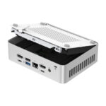 ASUS NUC 15 Pro+ mini PC en color plata con procesador Intel U7000, modelo RNUC15CRSU700002, SKU 90AR00P3-M00040