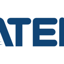 Switch KVM de 8 puertos con conexiones USB y DVI, modelo CS1768-ATA-G, del fabricante ATEN. Permite controlar múltiples dispositivos con un solo teclado y ratón.