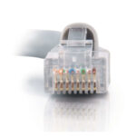 C2G Cable de conexión de red de 1 metro Cat5e sin blindaje con funda (UTP) en color gris, SKU 83141