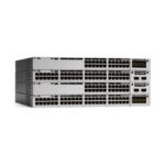Vista frontal del switch gestionado Cisco Catalyst C9300-48T-E L2/L3 con 48 puertos Gigabit Ethernet (10/100/1000), SKU: C9300-48T-E.
