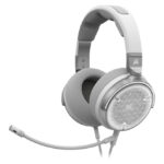 Vista de los auriculares alámbricos de diadema para juego Corsair VIRTUOSO PRO en color blanco, SKU CA-9011371-EU, que destacan por su sonido de alta calidad y diseño elegante.