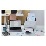 Canon imageFORMULA R30 escáner alimentado por hojas, con resolución de 600 x 600 DPI, tamaño A4 en color blanco. SKU: 6051C003