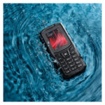 Teléfono Crosscall Core-S5 con pantalla de 2.4 pulgadas y un peso de 146 g en color negro. SKU 1002011901950