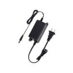Adaptador e inversor de corriente universal de Dahua Technology en color negro, modelo PFM320, SKU PFM320D-EN