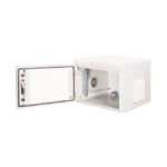 Digitus Carcasa de pared para uso al aire libre, modelo IP55, mide 600 x 600 mm y es apta para condiciones exteriores. SKU: DN-19 07U-6/6-I-OD