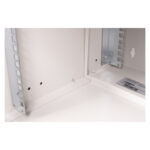 Armario mural SOHO Pro de Digitus, modelo DN-49208, con tamaño de 483 mm (19 pulgadas) y dimensiones de 540x400 mm, ideal para montaje en pared.