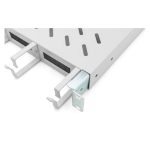 Estante Digitus con guía pasacables SKU DN-97680, fabricado en metal de alta resistencia para organización de cables en racks de servidores.