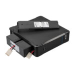 Sistema de alimentación ininterrumpida Eaton 3P Ellipse 700 en modo de espera, con capacidad de 0,7 kVA, 420 W y 4 salidas AC, SKU 3P700UF