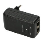 Fuente de alimentación PoE de Extralink, modelo POE-18-18W. Provee 18V y 1A con 18W de potencia, enchufe de la pared. SKU EX.14220