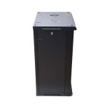 Vista frontal del armario rack Extralink de 18U para montaje en la pared, color negro, dimensiones 600x450 mm. SKU EX.14367