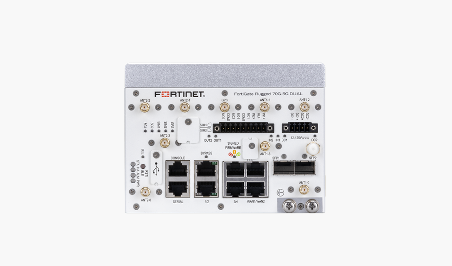 Fortinet FortiGate Rugged-70G Router con Módulo 5G Dual Imagen del producto Fortinet FortiGate Rugged-70G-5G-DUAL, un router robusto para uso interior con 6 puertos GE RJ45 LAN, 2 puertos SFP y módulo WAN inalámbrico 5G. SKU FGR-70G-5G-DUAL.