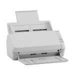 Escáner Ricoh SP-1120N con alimentador automático de documentos (ADF), resolución de 600 x 600 DPI para formato A4 en color gris. SKU: PA03811-B001