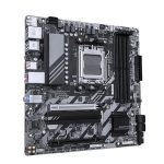 Imagen de la placa base GIGABYTE B850M DS3H con soporte para procesadores AMD Ryzen Serie 9000, 16+2+2 fases VRM digitales, hasta 8200MHz DDR5, 1x PCIe 5.0 + 1x PCIe 4.0 M.2, LAN 2.5, USB 3.2 Gen 2. SKU: B850M DS3H