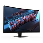 Imagen de la pantalla para PC GIGABYTE GS32QCA de 31.5 pulgadas con resolución Quad HD de 2560 x 1440 píxeles en color negro. SKU: GS32QCA.