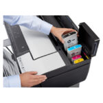 HP Designjet Impresora multifunción T830 de 24 pulgadas, modelo F9A28D#B19, ideal para impresiones precisas y rápidas.