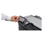 HP Designjet Impresora multifunción T830 de 24 pulgadas, modelo F9A28D#B19, ideal para impresiones precisas y rápidas.