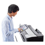 HP Designjet Impresora multifunción T830 de 24 pulgadas, modelo F9A28D#B19, ideal para impresiones precisas y rápidas.