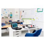 Vista del adaptador CA inteligente de 45W de HP, SKU H6Y88AA#ABB, mostrando sus características compactas