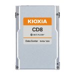 Imagen del SSD Kioxia CD8-V con 6.4 TB de capacidad, conexión PCI Express 4.0 y memoria BiCS FLASH TLC, SKU KCD8XVUG6T40