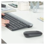 Fotografía del teclado inalámbrico Logitech 920-009192 con distribución QWERTZ suiza en color grafito, incluye ratón