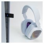 Auriculares ASTRO Gaming A30 para juegos, conexión inalámbrica y alámbrica, diadema blanca con Bluetooth, SKU 939-001987