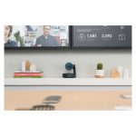 La Logitech 960-001227 es una cámara de videoconferencia negra, con resolución 4K de 3840 x 2160 píxeles y 60 cuadros por segundo.
