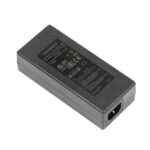 Adaptador e inversor de corriente Mikrotik 48V2A96W, 96 W, color negro. SKU: 48V2A96W