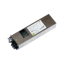 Imagen del adaptador e inversor de corriente Mikrotik PW48V-12V150W en colores negro, gris y plata, con una capacidad de 150 W.