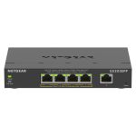 NETGEAR 5-Port Gigabit Ethernet High-Power PoE+ Plus Switch modelo GS305EPP, gestión L2/L3, velocidad 10/100/1000 Mbps, color negro. SKU GS305EPP-100PES