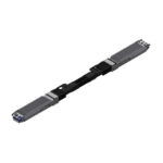 Cable de fibra óptica Nvidia MCP4Y10-N00A con tecnología InfiniBand, 0,5 metros, conector OSFP en color negro. SKU: 980-9IA0K-00N00A