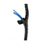 Imagen del organizador universal para 1-5 cables Neomounts ADS06-142BL. Mantén tus cables ordenados y a la vista.