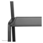 Carro para TV Neomounts NS-M4000BLACK, compatible con televisores de 60 a 105 pulgadas, color negro, SKU NS-M4000BLACK