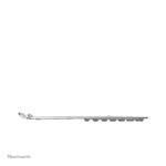 Neomounts soporte plegable y compacto para portátiles de 10 a 17 pulgadas, SKU NSLS085SILVER, ideal para ahorrar espacio y mejorar la ergonomía