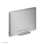 Soporte para portátil Neomounts NSLS300SILVER, compatible con dispositivos de 11 a 17 pulgadas, modelo universal, SKU NSLS300SILVER