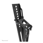 Soporte de pared Neomounts WL35-550BL16 para TV de 42 a 86 pulgadas, inclinable y fácil montaje
