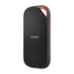 SanDisk Extreme Pro Tecnología Thunderbolt de 4 TB, USB Tipo C, USB4 Gen 3x2 en colores negro y naranja. SKU SDSSDE82-4T00-G25