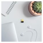 Vista del adaptador WLAN TP-Link AC600 con velocidad de 433 Mbit/s, modelo Archer T600U Nano