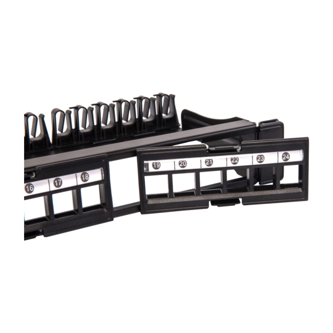 Techly I-KS PP-24-DEN panel de parcheo 1U 2 Techly I-KS PP-24-DEN panel de parcheo 1U mostrando sus puertos RJ-45