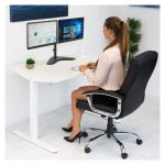 Soporte para monitor Techly ICA-LCD 2524 para pantallas de 32 pulgadas, montable en escritorio y de color negro