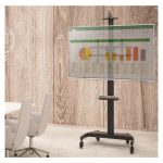 Soporte negro Techly ICA-TR36 para pantalla de señalización de 100 pulgadas, ideal para pantallas grandes. SKU: ICA-TR36