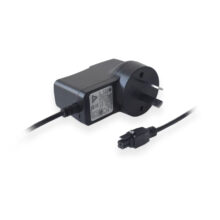 Teltonika adaptador e inversor de corriente de 9W en color negro, modelo 035R-00152
