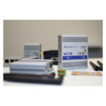 Sistema de alimentación ininterrumpida de Teltonika, modelo BAT120. UPS con tecnología de línea interactiva y potencia de 22W, SKU BAT120000000.